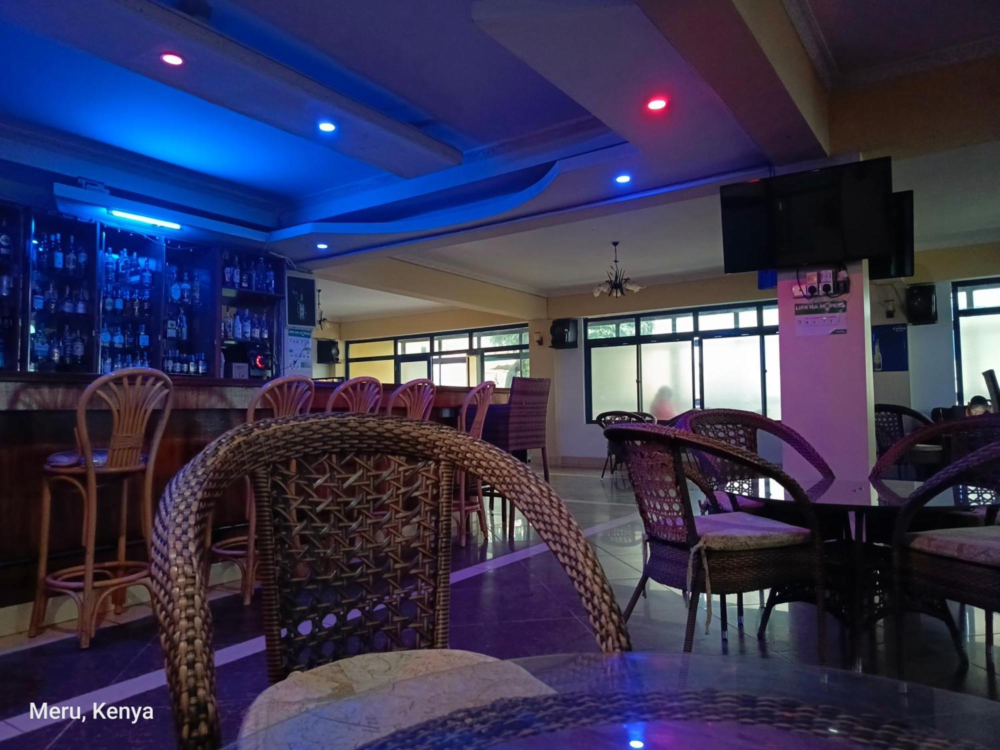 Meru Paramount Exterior photo