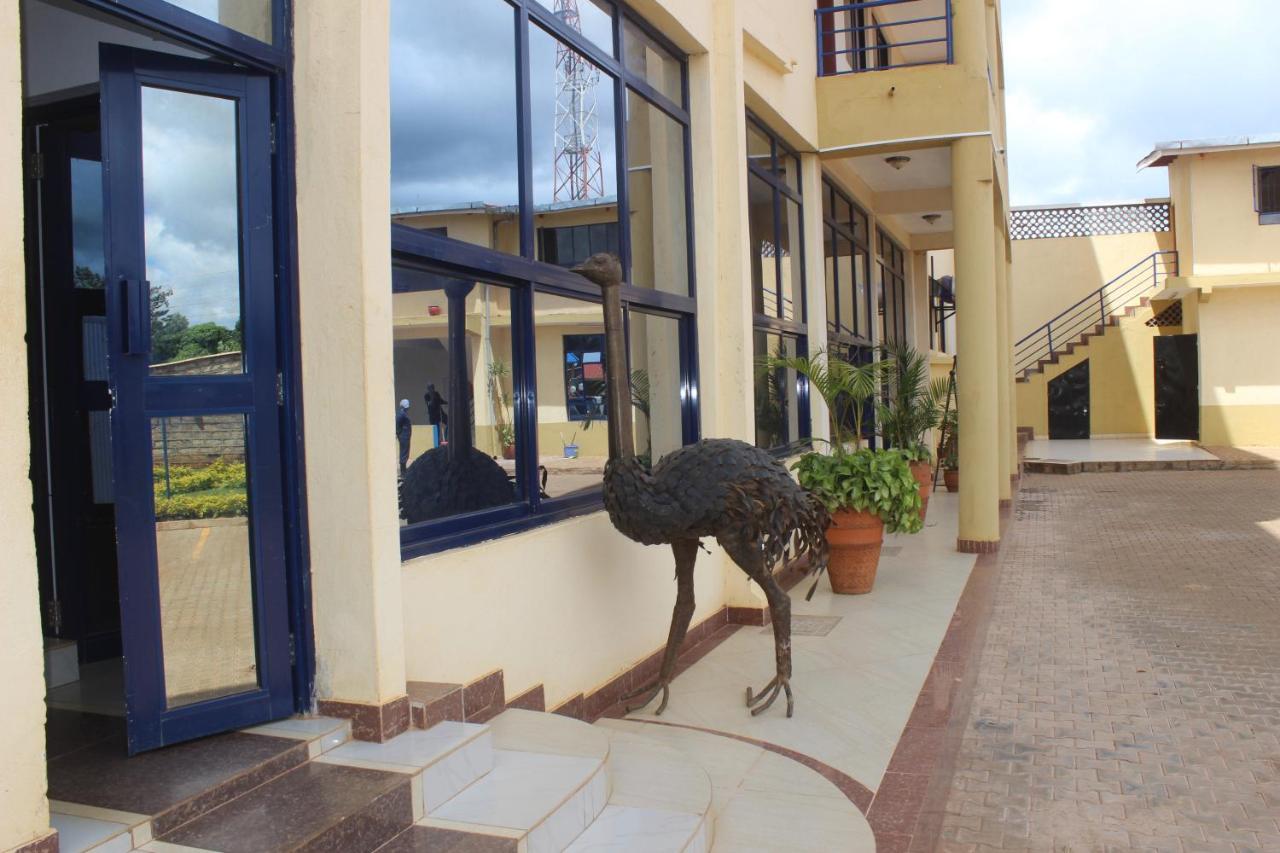 Meru Paramount Exterior photo